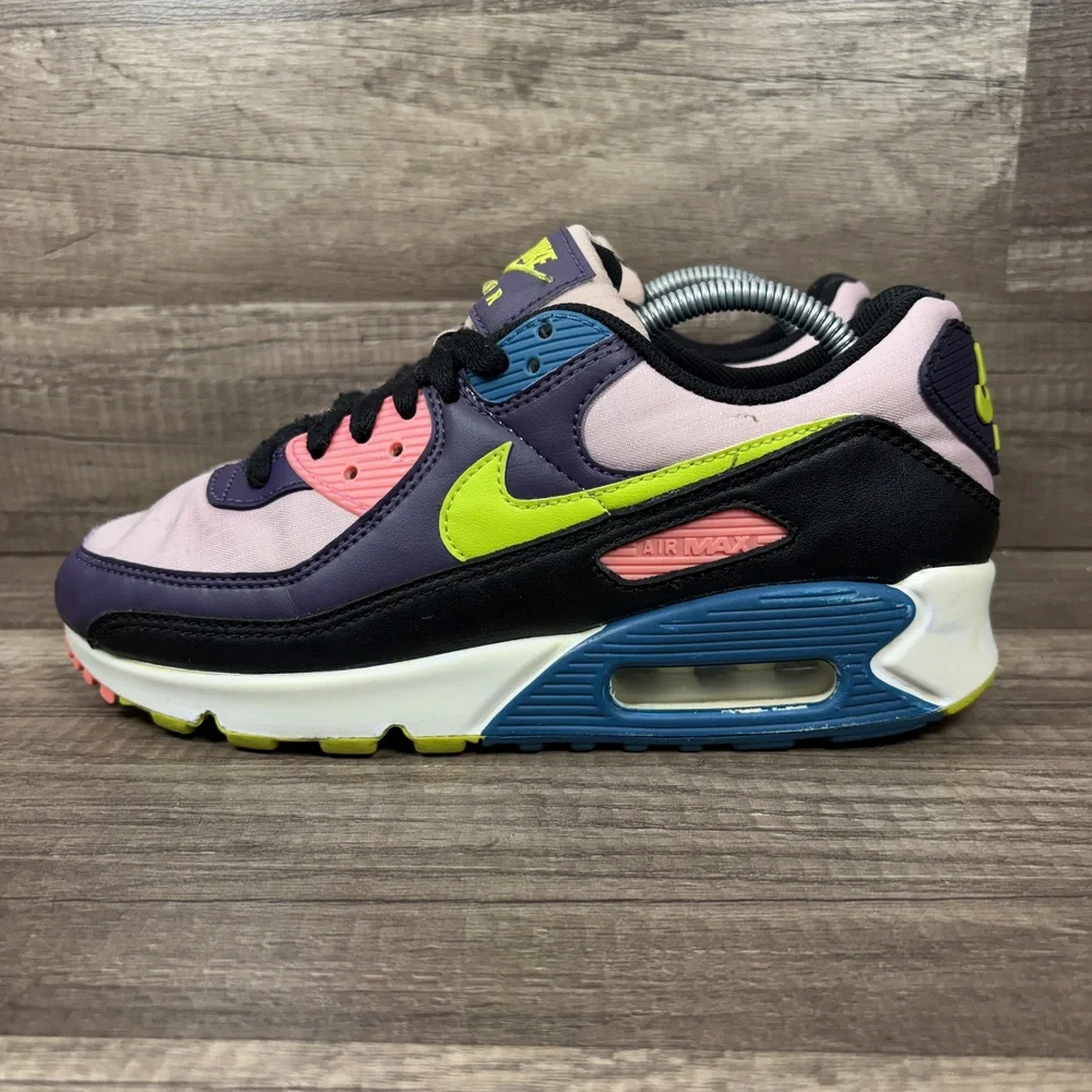 Nike Air Max 90 Pink Purple Womens US Size 8 EUR 39 CV8819-500 Sneakers